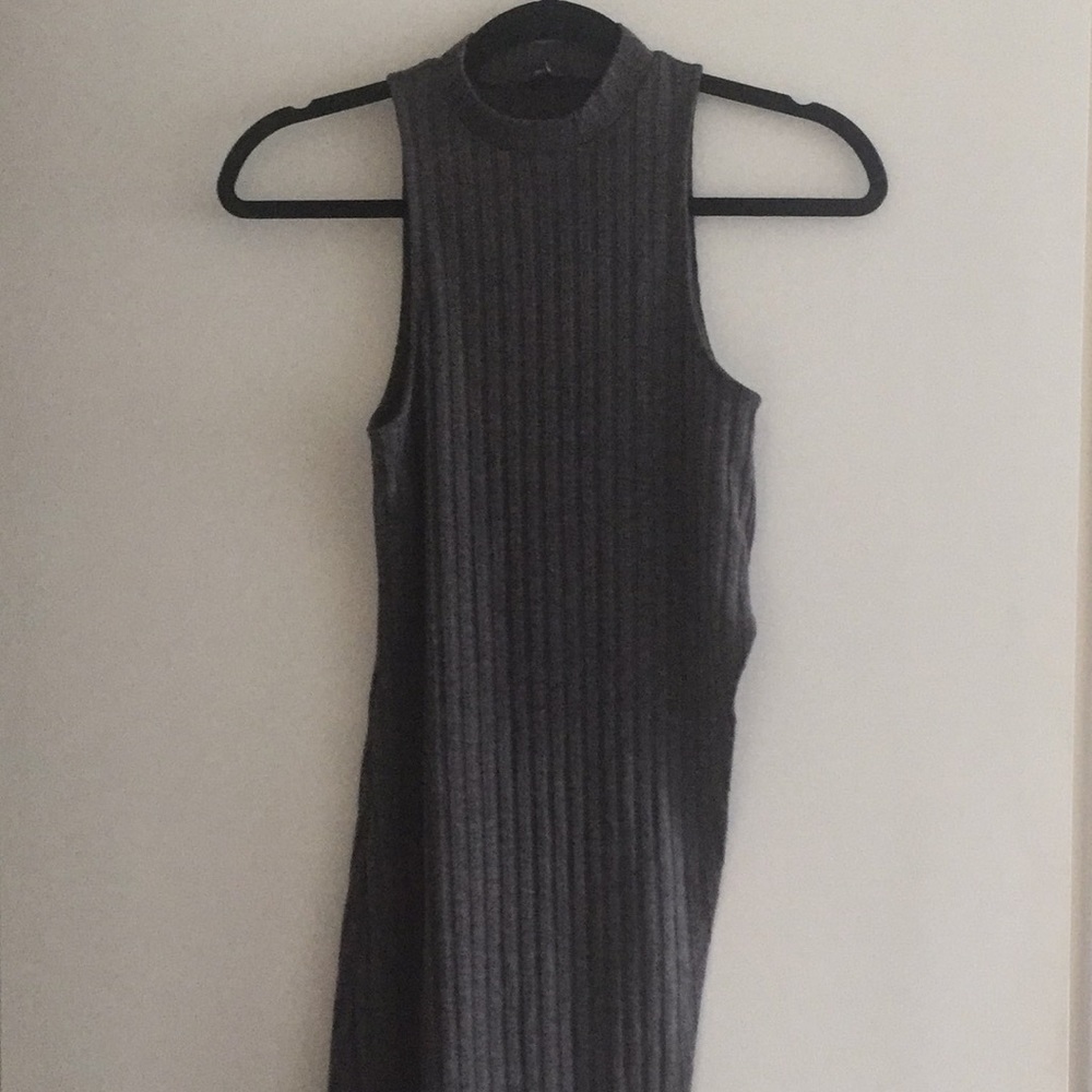 Express side-slit tunic